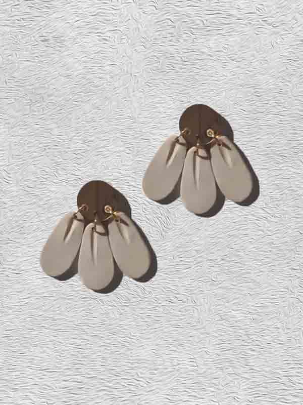Pendientes Incertidumbre beige