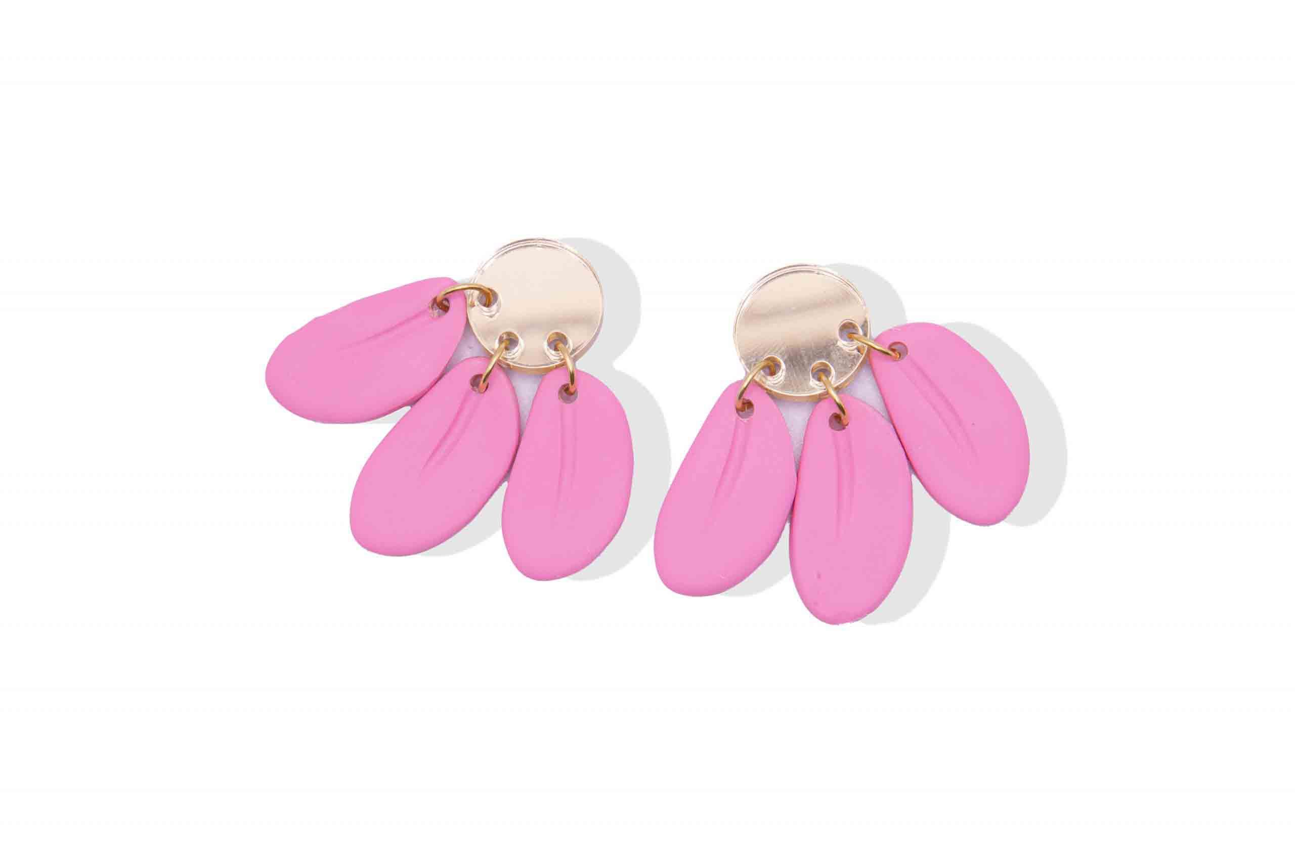Pendientes Incertidumbre rosa claro